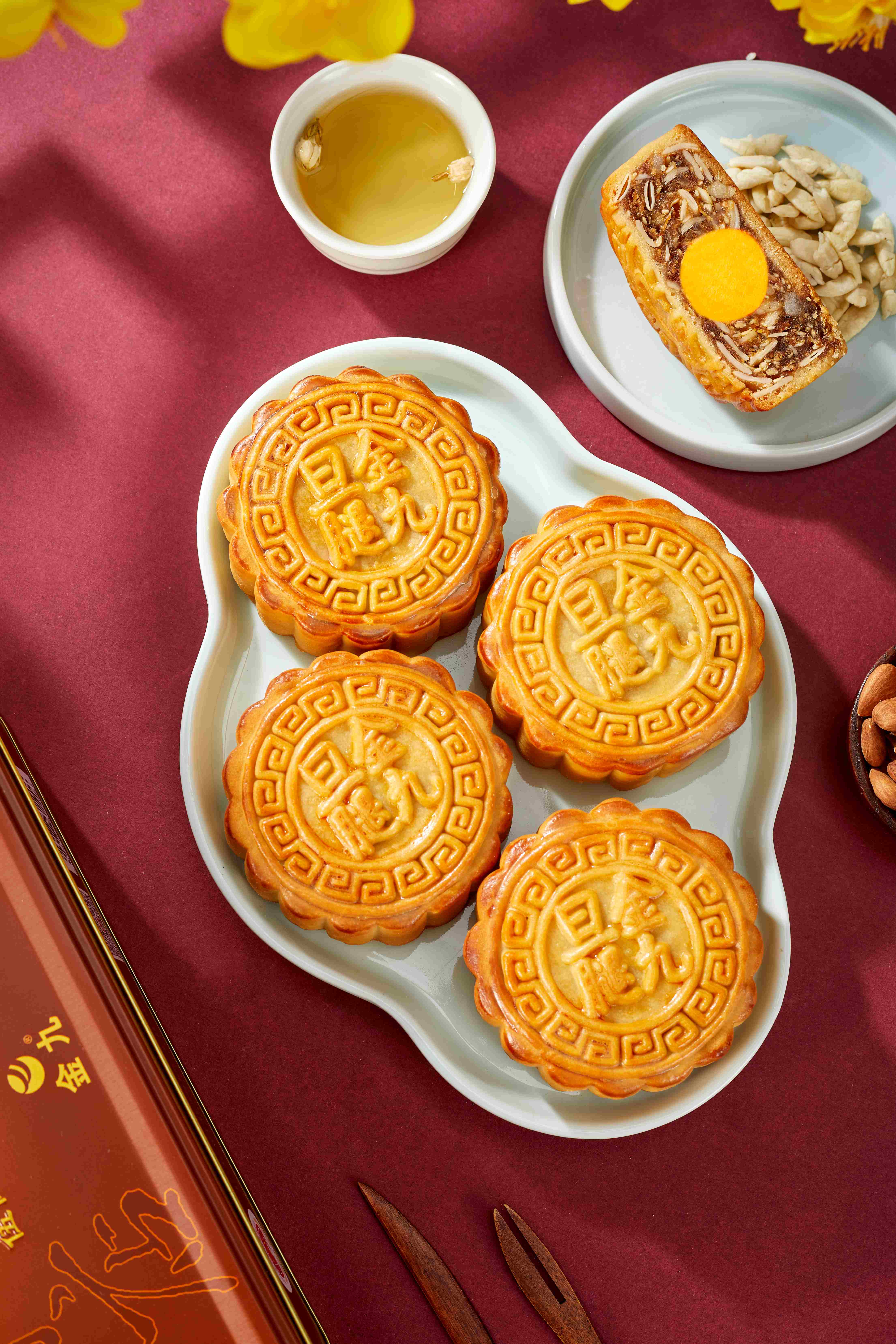 五仁蛋黄金腿月饼700g 
